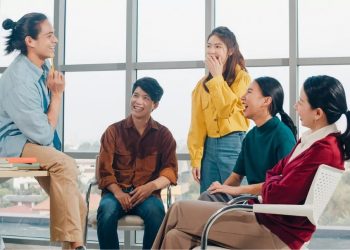 Học tiếng trung bao lâu thì giao tiếp được ?